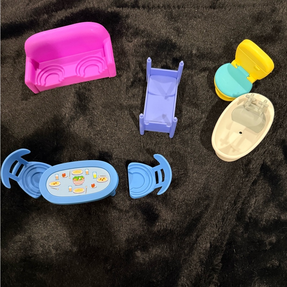 Peppa Pig Replacement Furniture Table Chairs Couch Toilet Tub Bed Lot